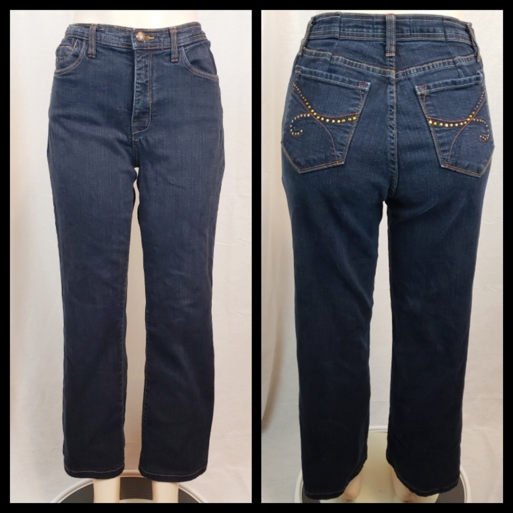 NYDJ Size 8 Stretch waist.